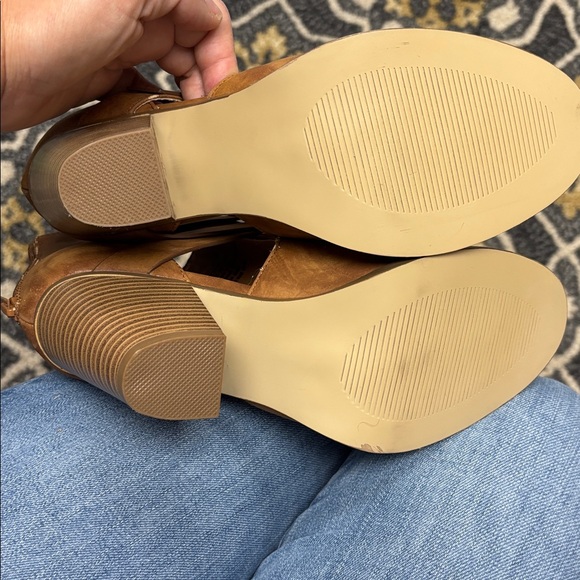 Just Fab Women's Tan Ankle Boots - Picture 5 of 5